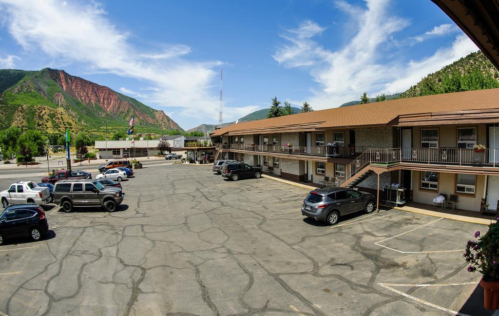 Glenwood Springs Inn Exterior photo